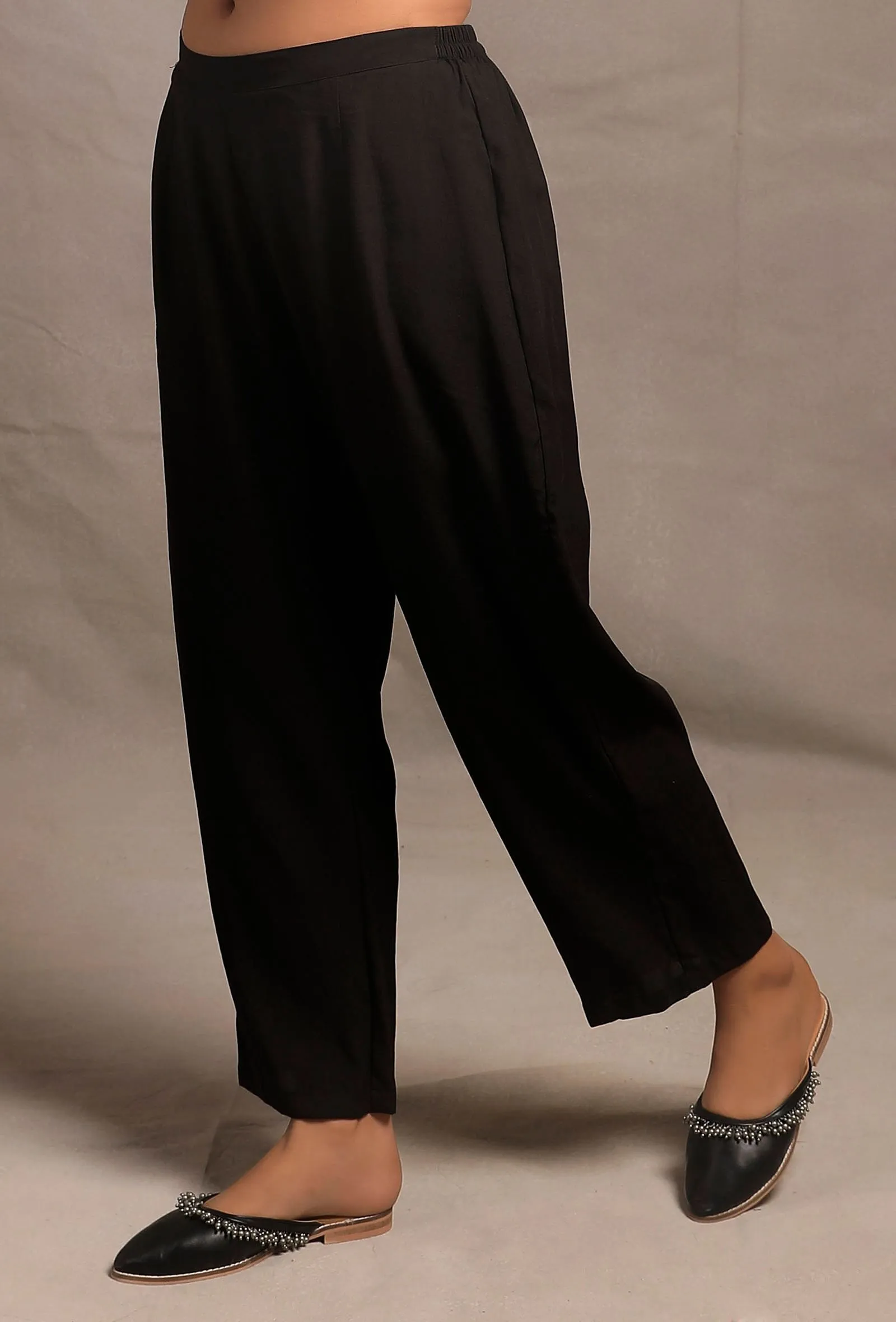 Black Flex Narrow Straight Pants