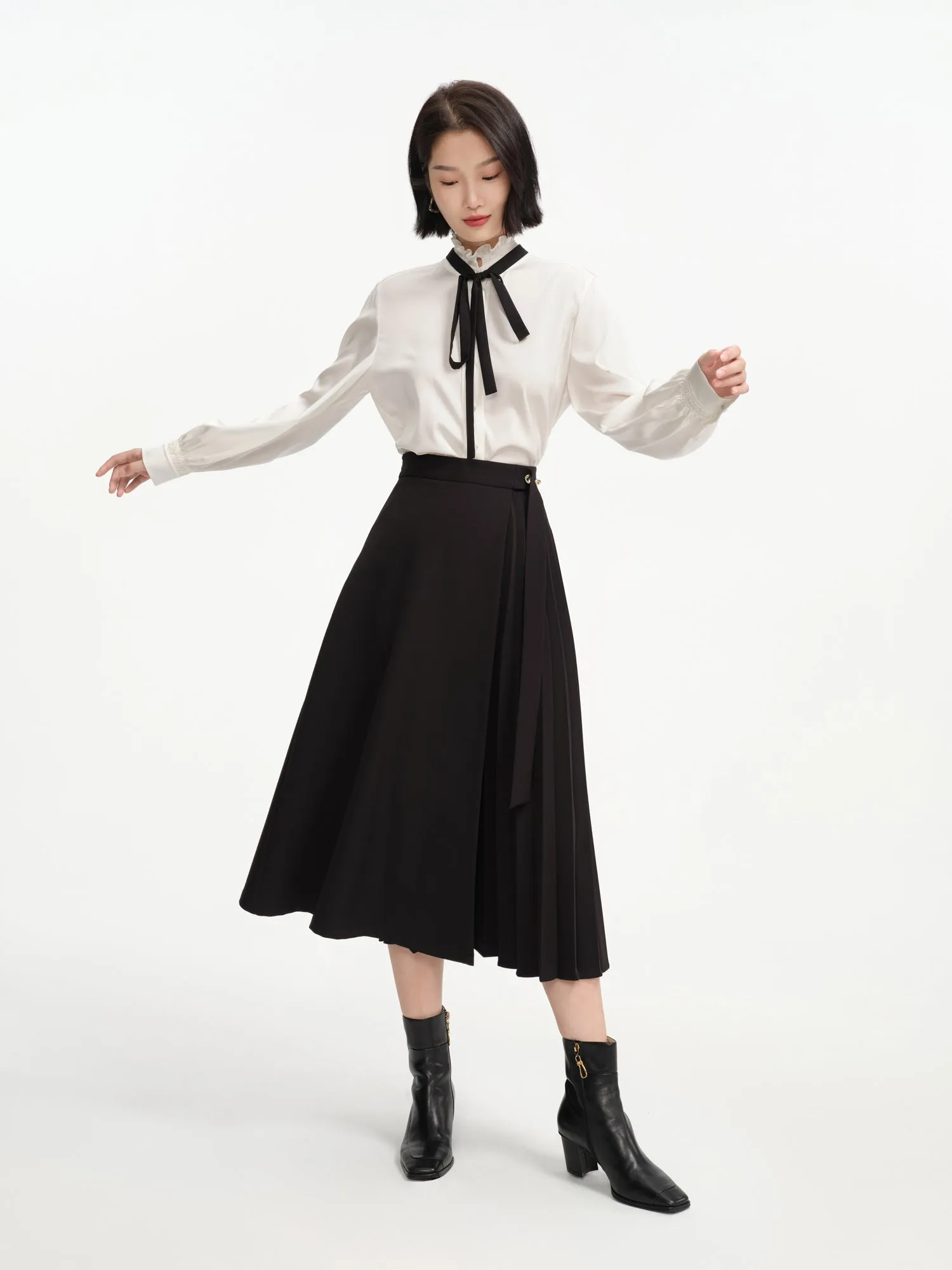 EP YAYING Cropped Pleated Skirt