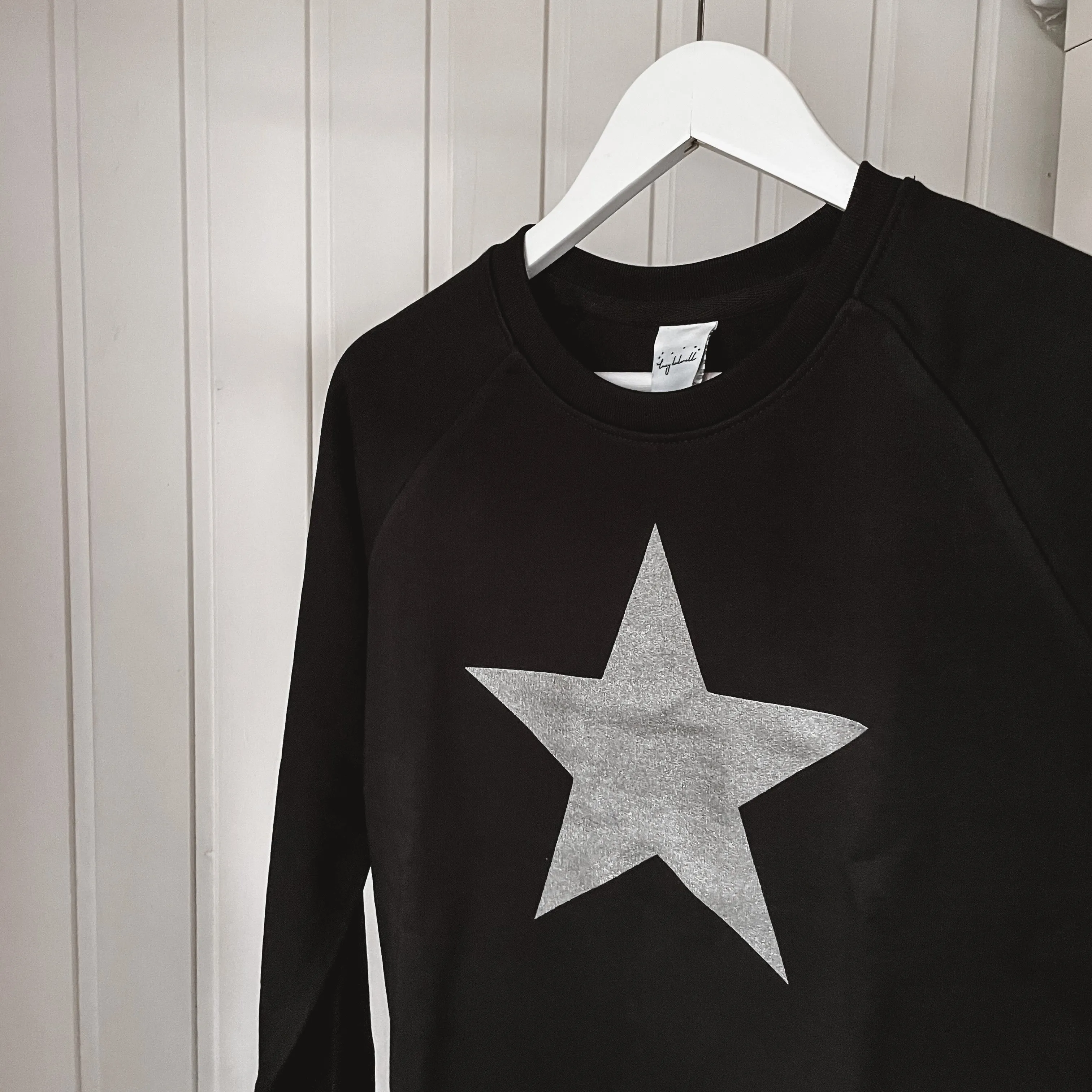 Glitter star black sweatshirt *fitted style*