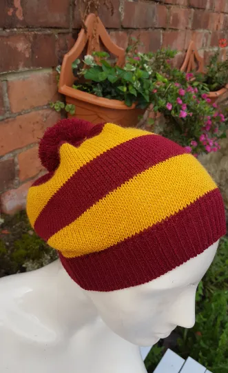 Gryffindor pom pom beanie hat, Harry potter, Hogwarts, inspired,