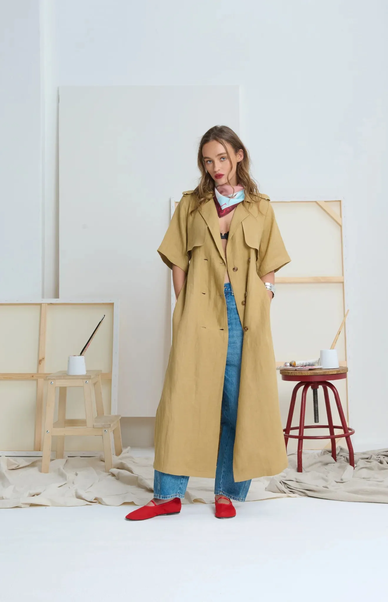 LE TRENCH DRESS | Golden