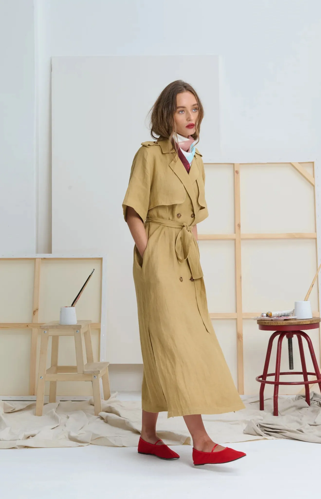 LE TRENCH DRESS | Golden