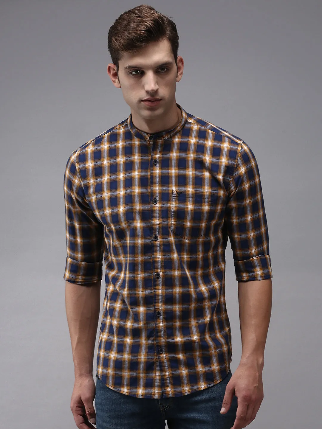 Men Blue Checked Casual Shirt