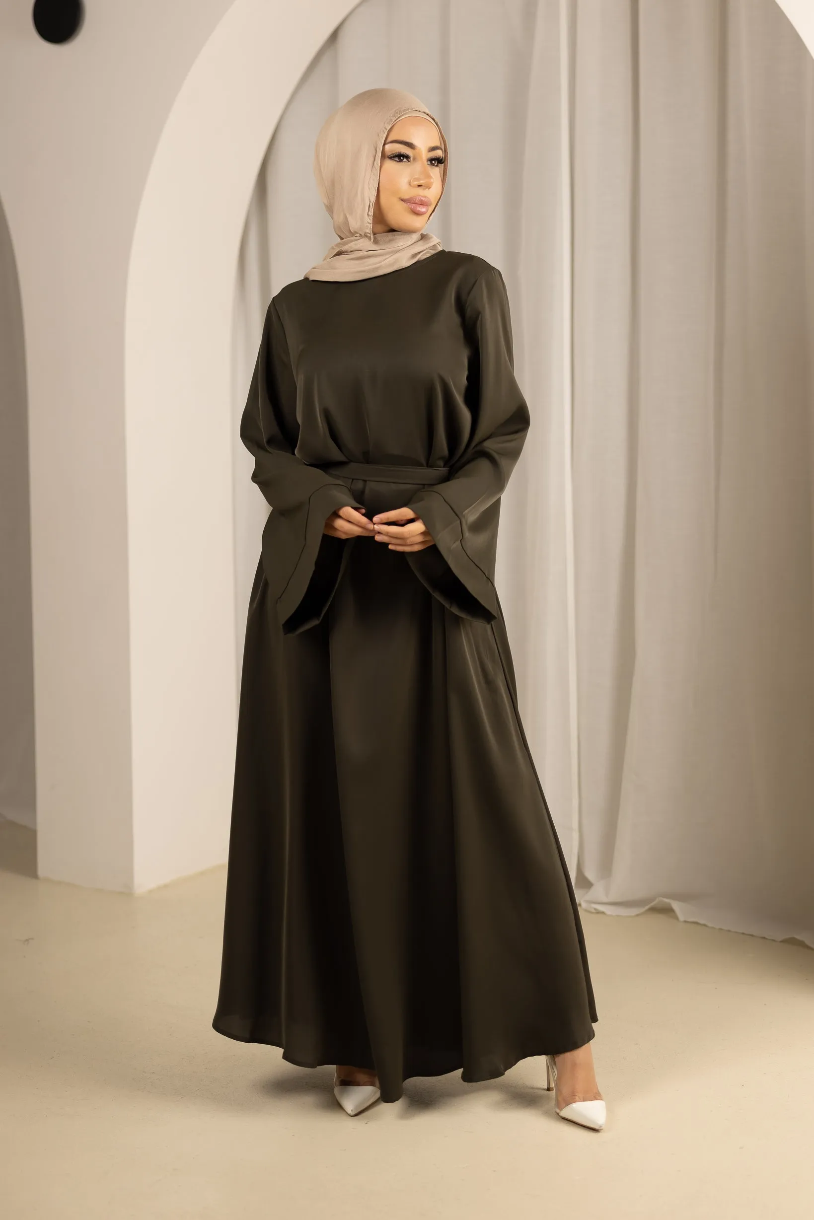 Open Sleeve Abaya  - Shades of Green