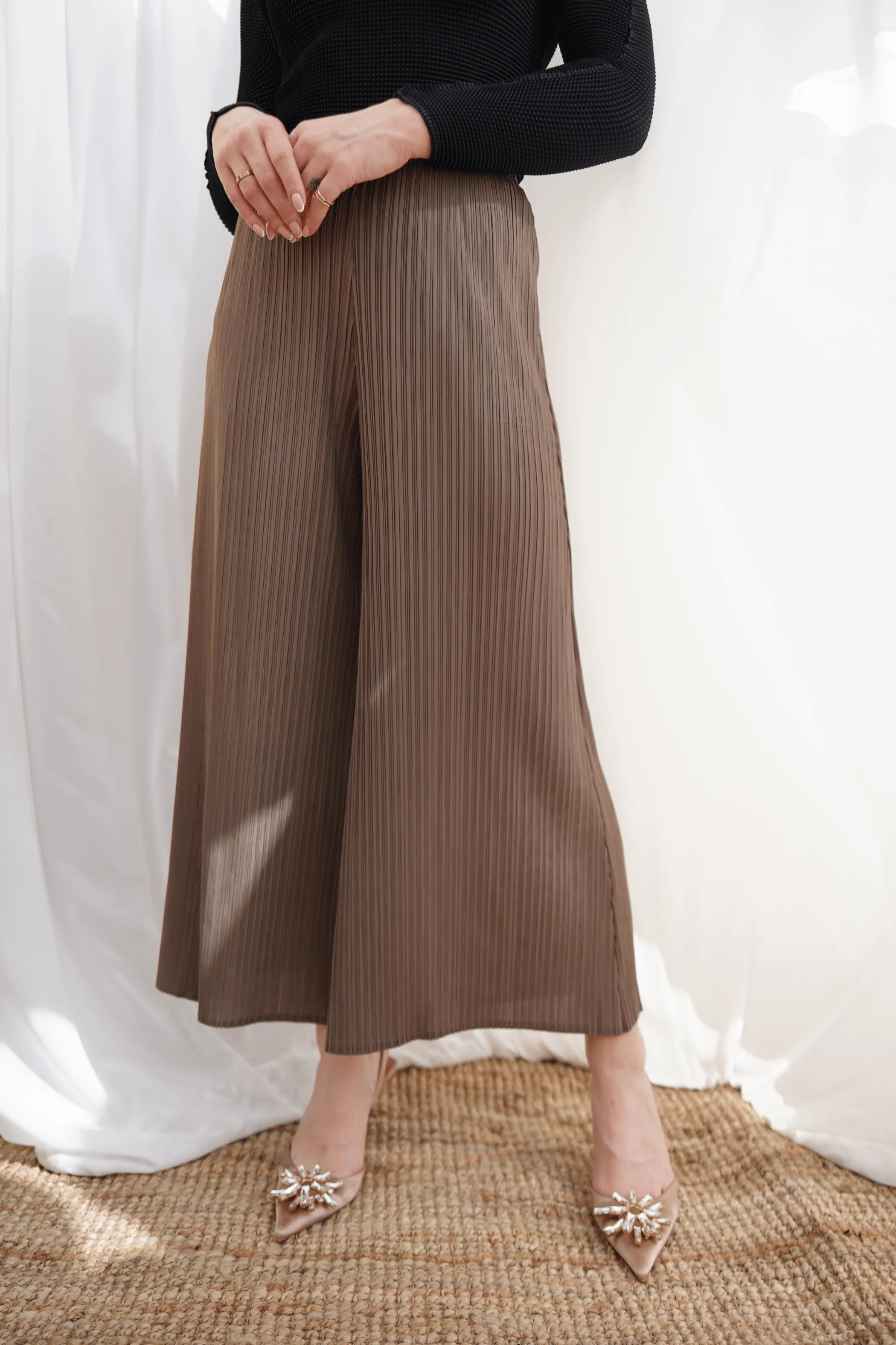 Paula Pleated Pants