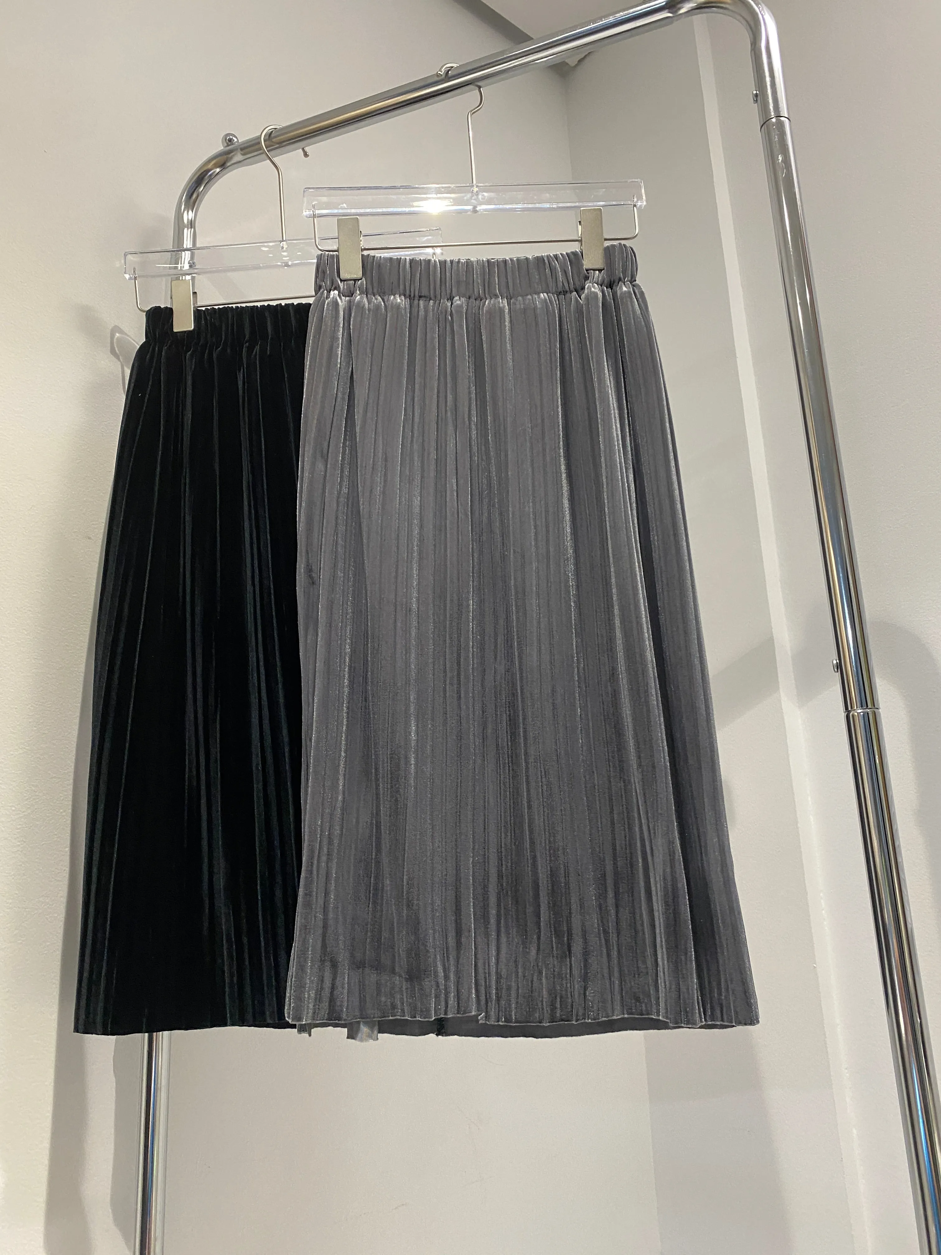 Pleated Velvet Skirt - Gunmetal Gray