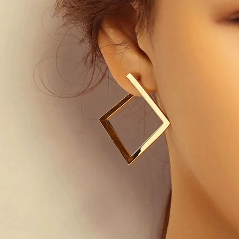 Retro Minimalist Square Earrings Irregular Stud Earrings New Exaggerated Cold Wind Fashion Earring for Women Opening Accessories