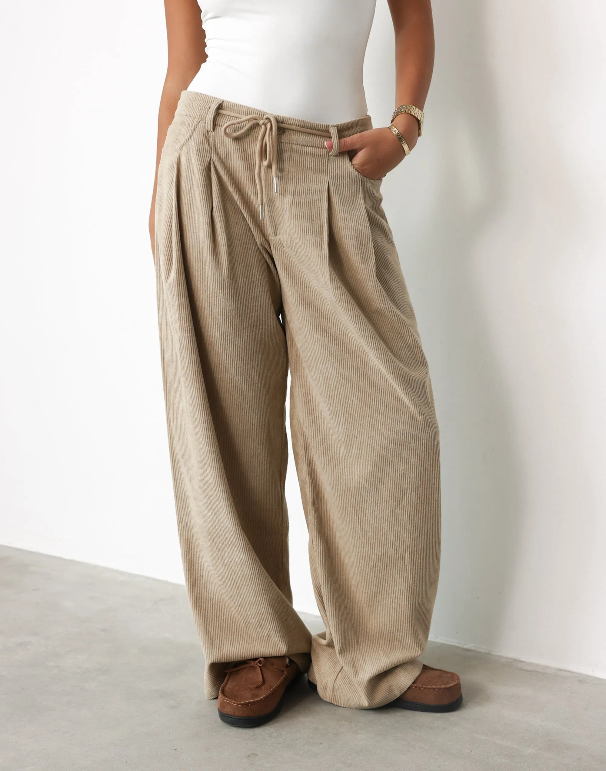 Slouched Tie Up Pant (Latte) - By Lioness