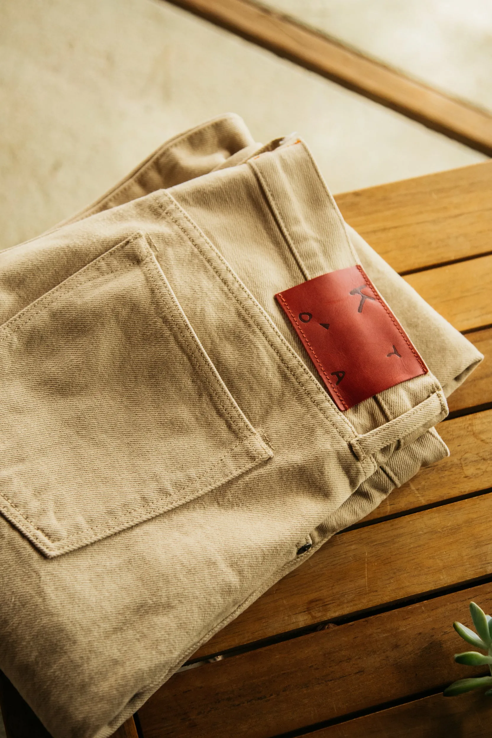 The Hammer Straight Natural Slub - Khaki 14oz Selvedge