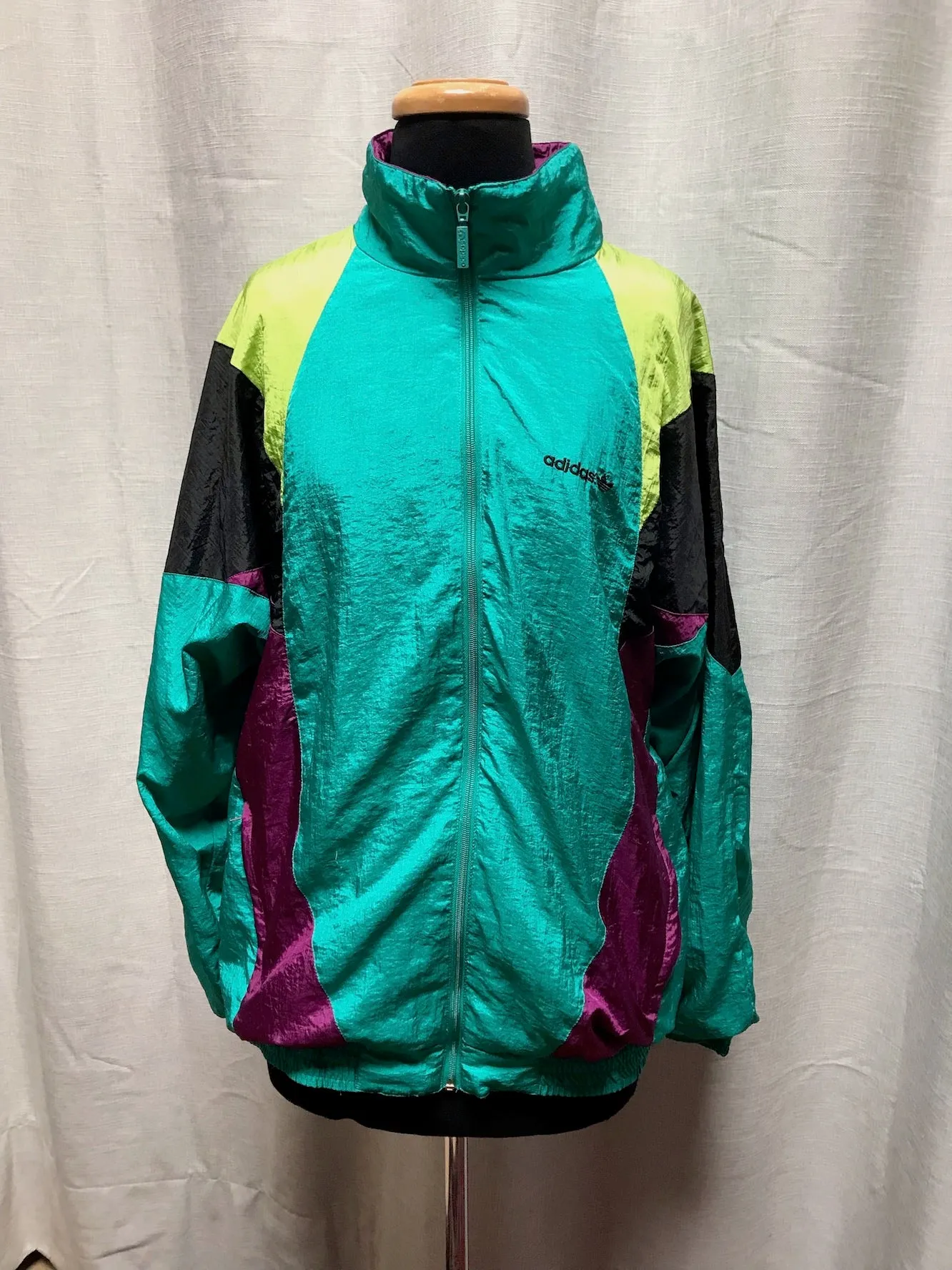 Vintage Adidas Track Top  #C211  FREE AUS POSTAGE